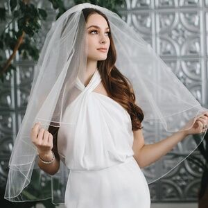Dareth Colburn Wedding Veil - 2 layer pencil edge - fingertip length (36") Light